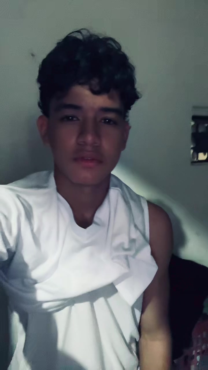 @Kleider Amv🤴🏻🌇