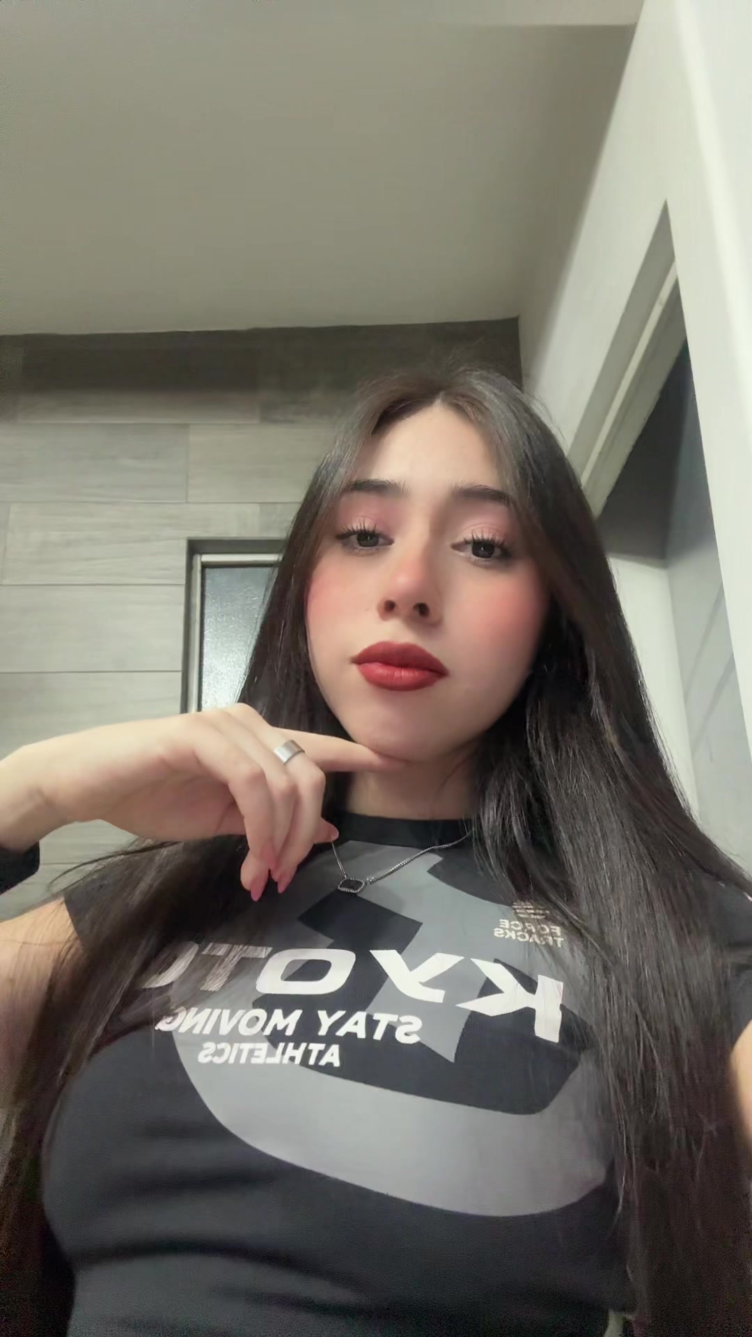 @Lesshh