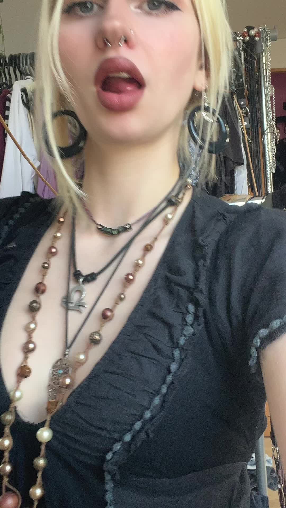 @Milfhunter