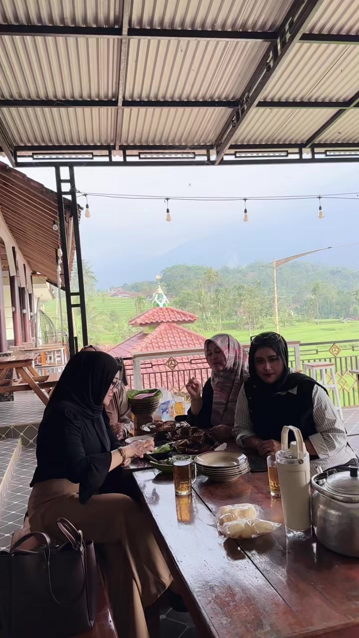 @yani mulyani