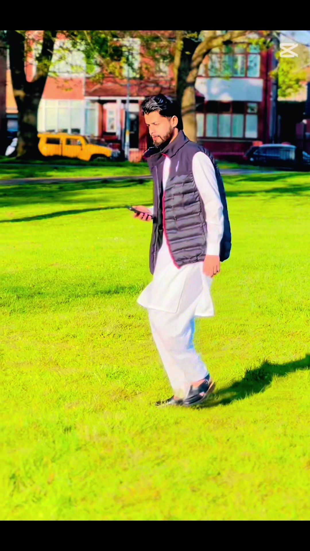 @HAmza Muغal 🦅👑