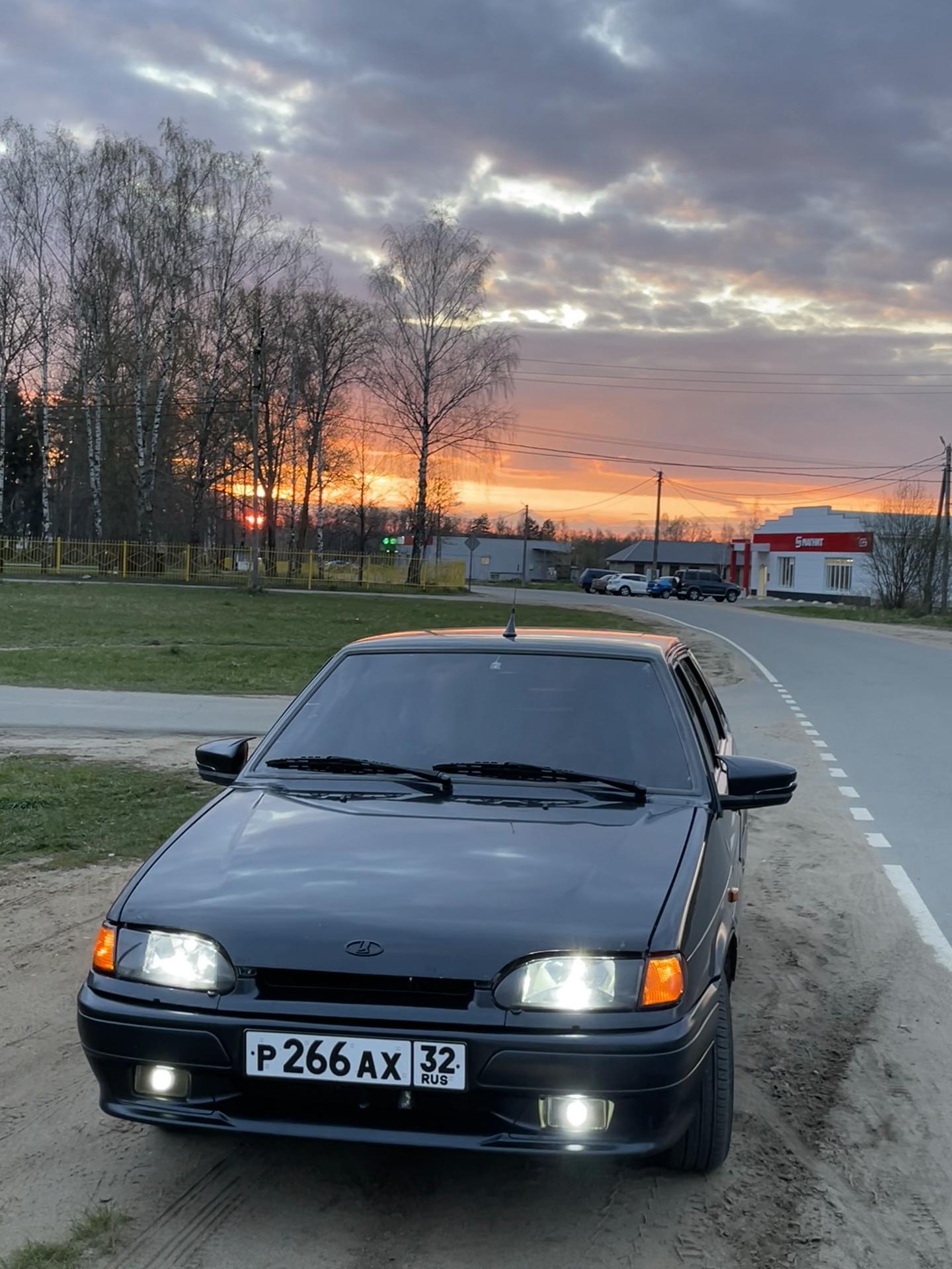 @тот самый на 15 ке 🖤