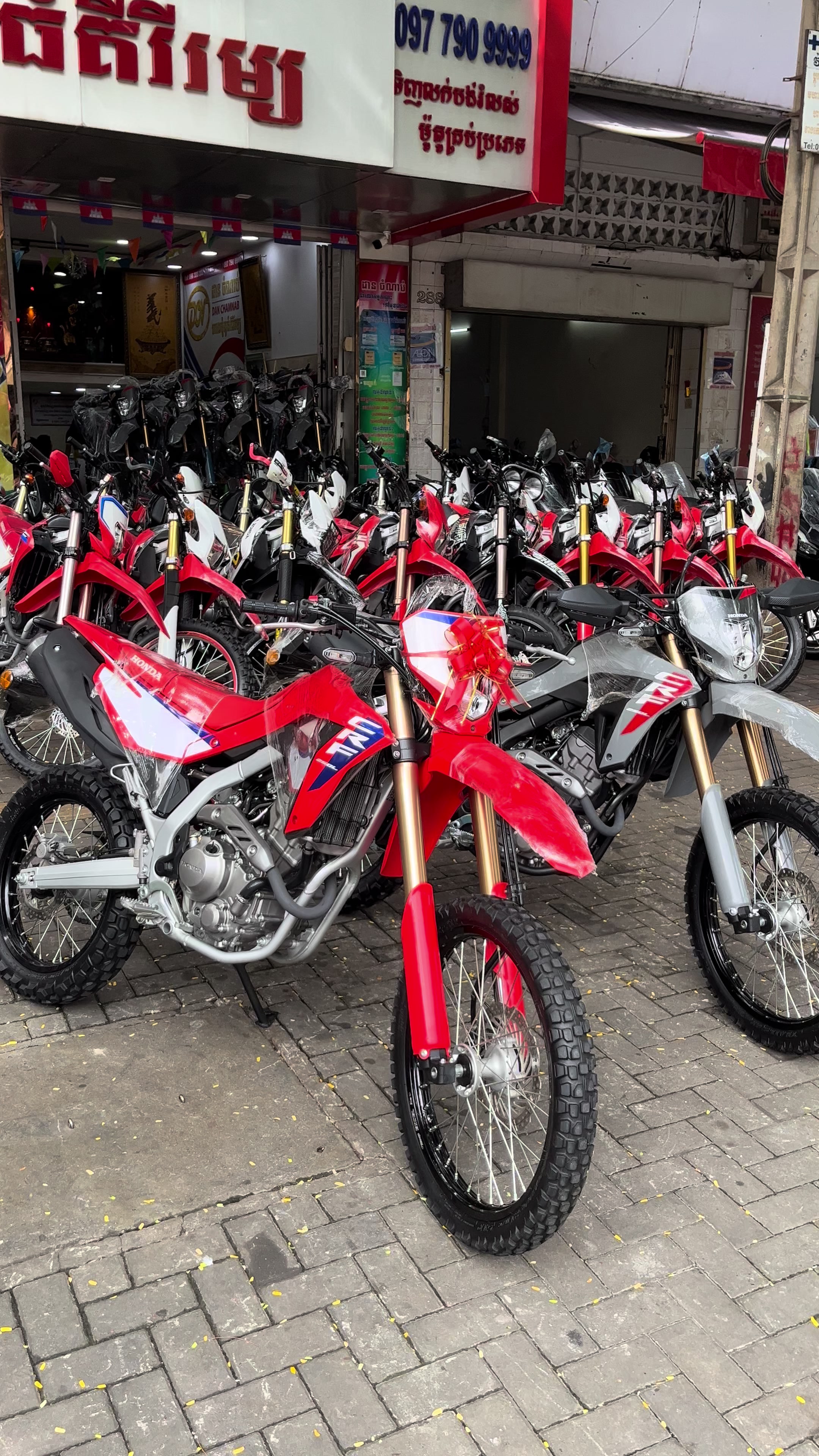 @CHHEA DCN moto shop❤️