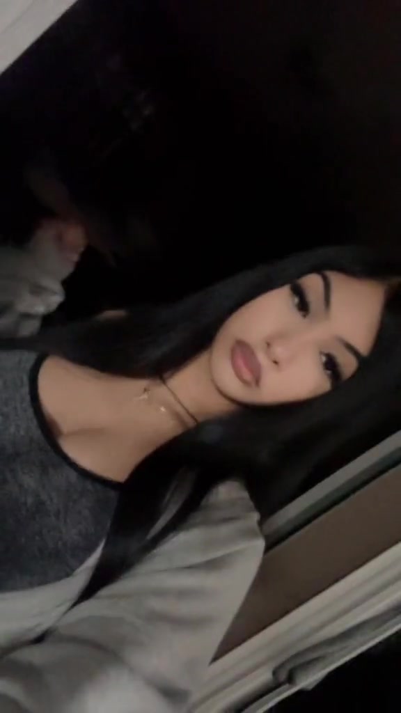 @𝒩