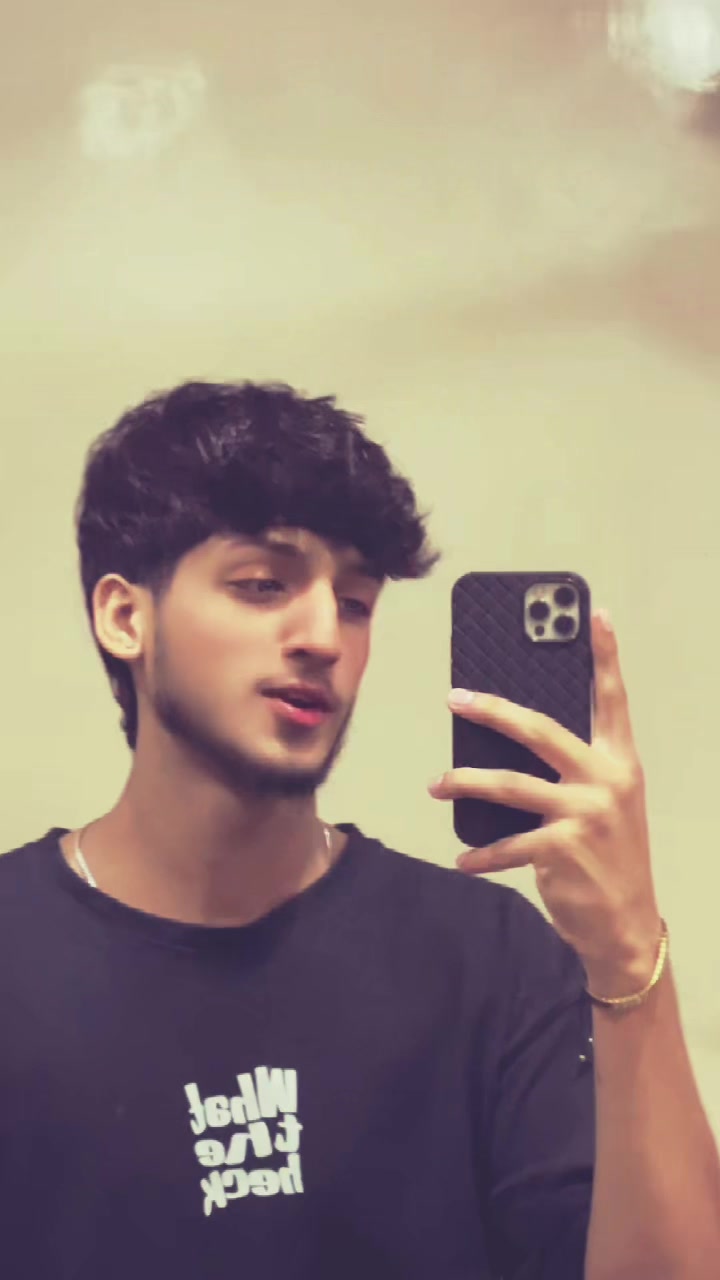 @🐊