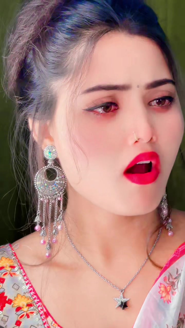@๐๐Broken heart girl ๐๐