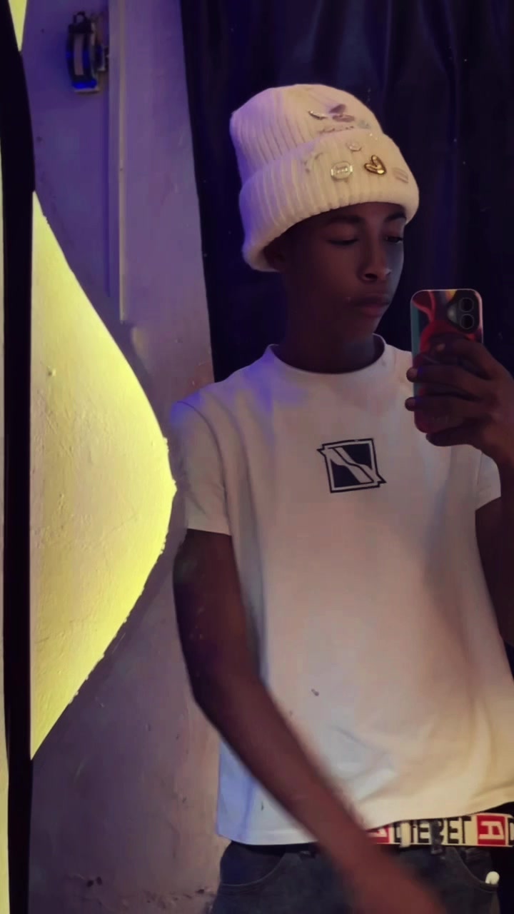 @𝕏 TOBI🌴🧃★ ✞ ャ