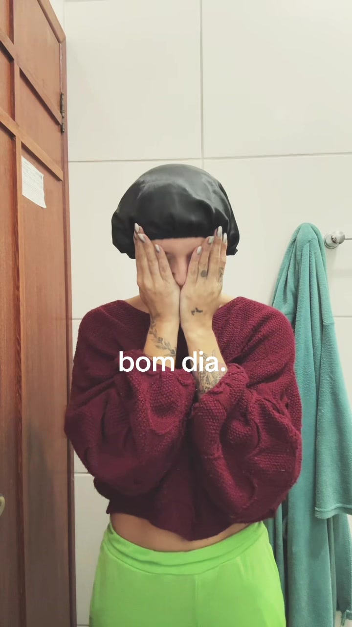 @Claudia Marinho