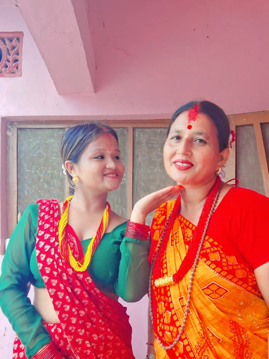 @Deena Magar 💫👑🦋🦋(Adhikari)