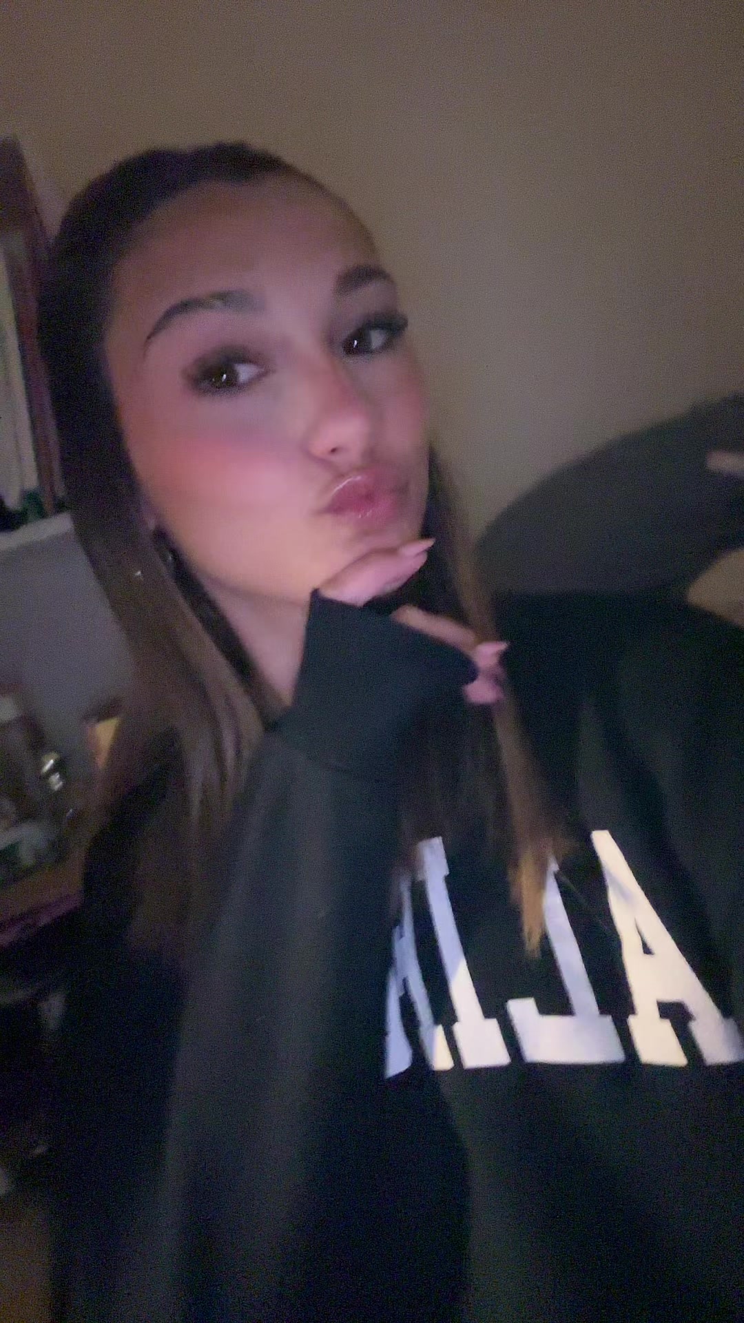 @💋💋