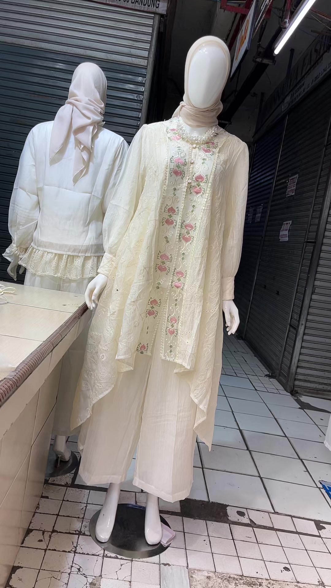 @syahiraa
