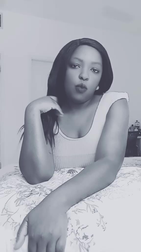 @queenvee945