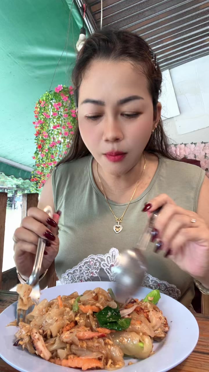 @คุณนายตื่นสาย🌸byprangช่องหลัก