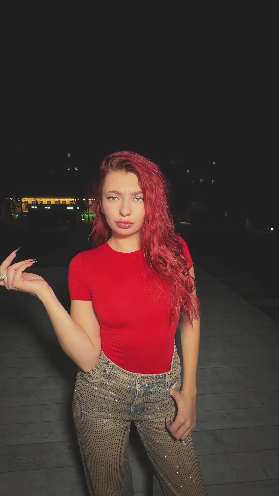 @ALANIUA.