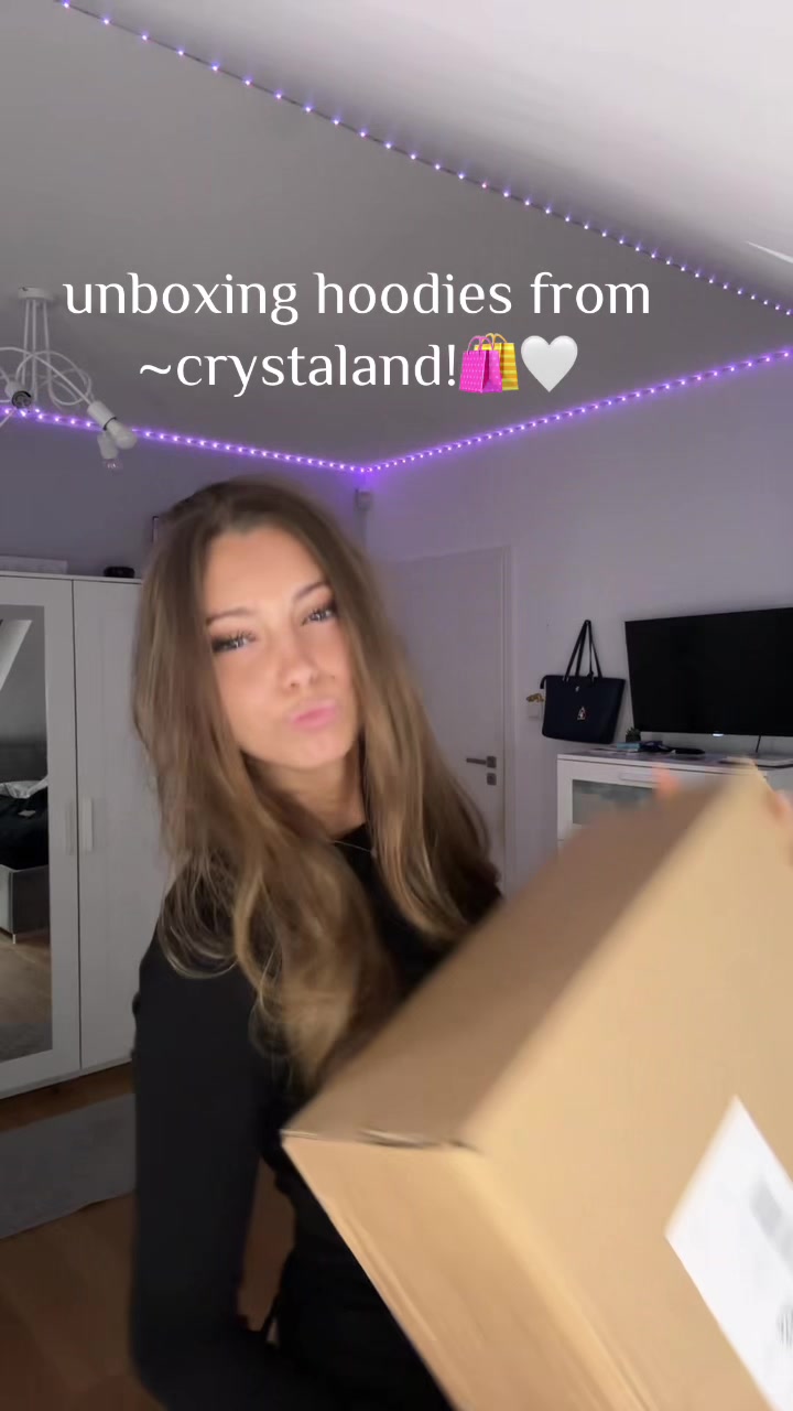 @antosikk_