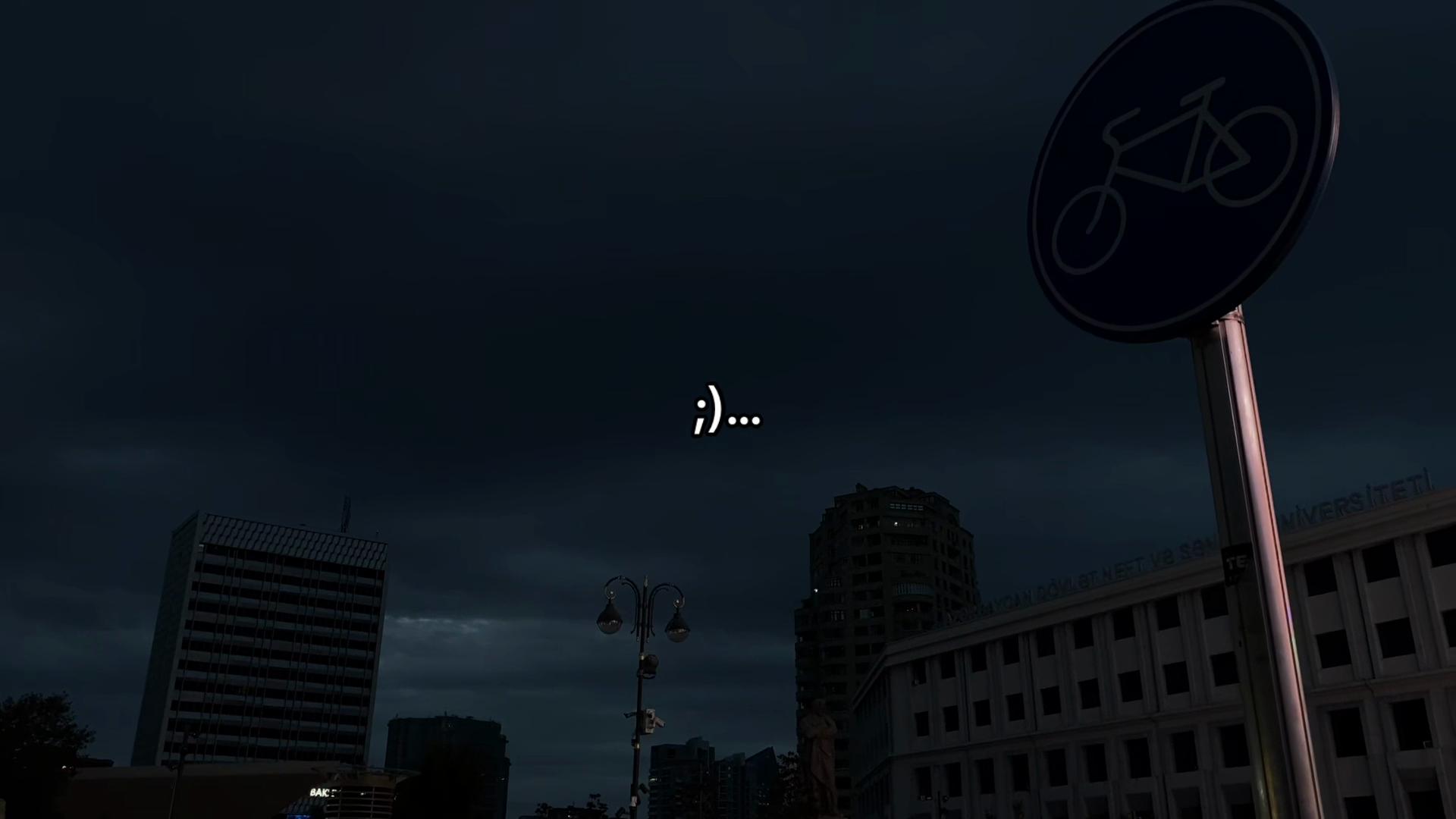 @𝓜.