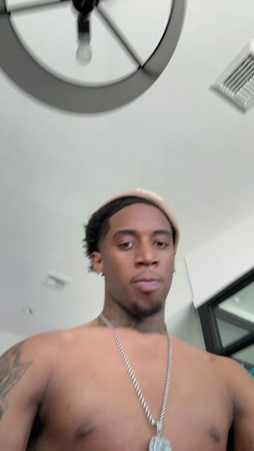 @Shechosesteezy