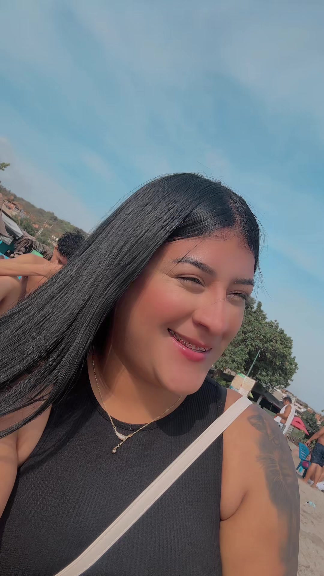@Y U S N E 🌴🥥