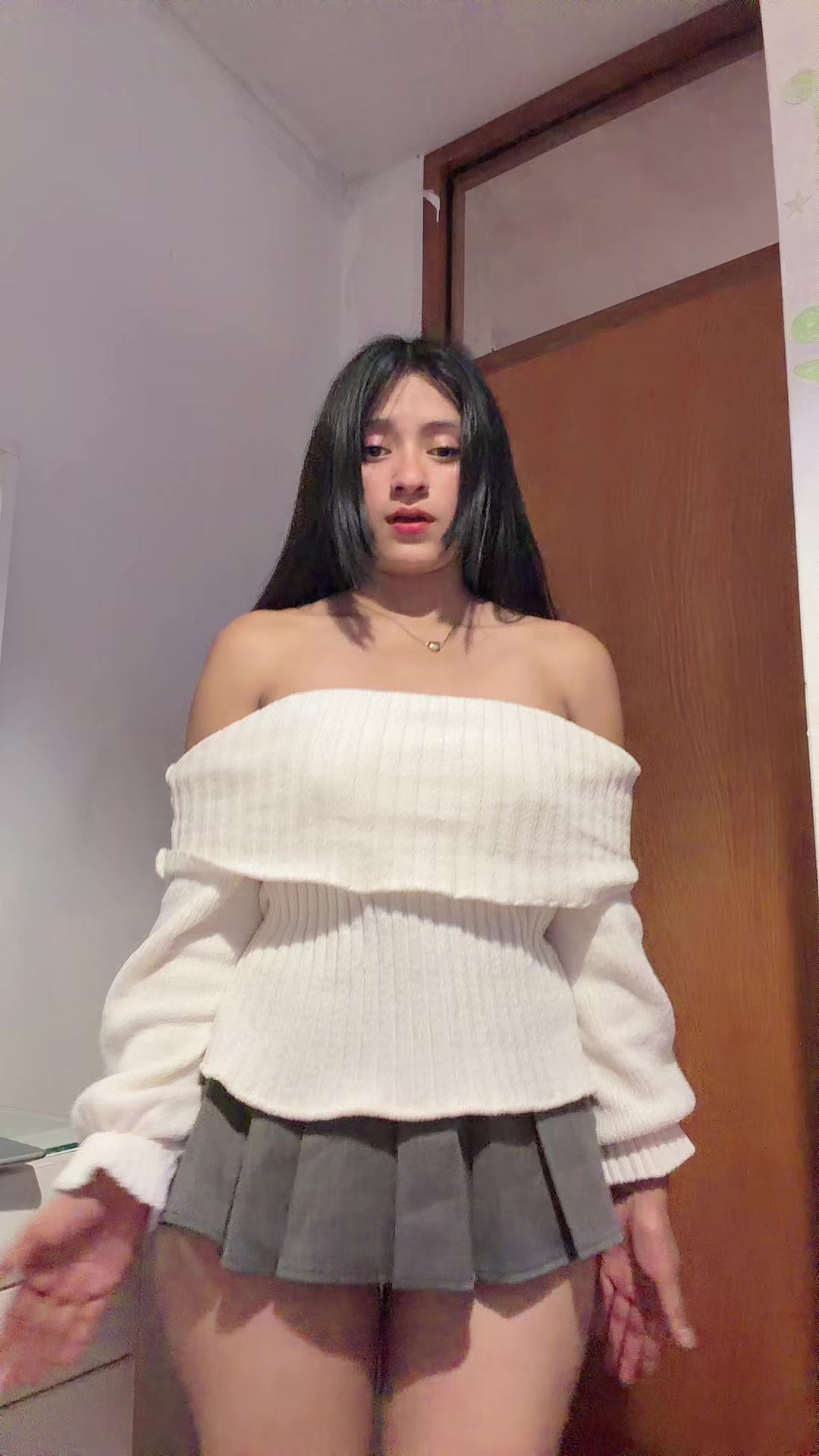 @🌟 𝐄𝐬𝐭𝐫𝐞𝐥𝐥𝐚