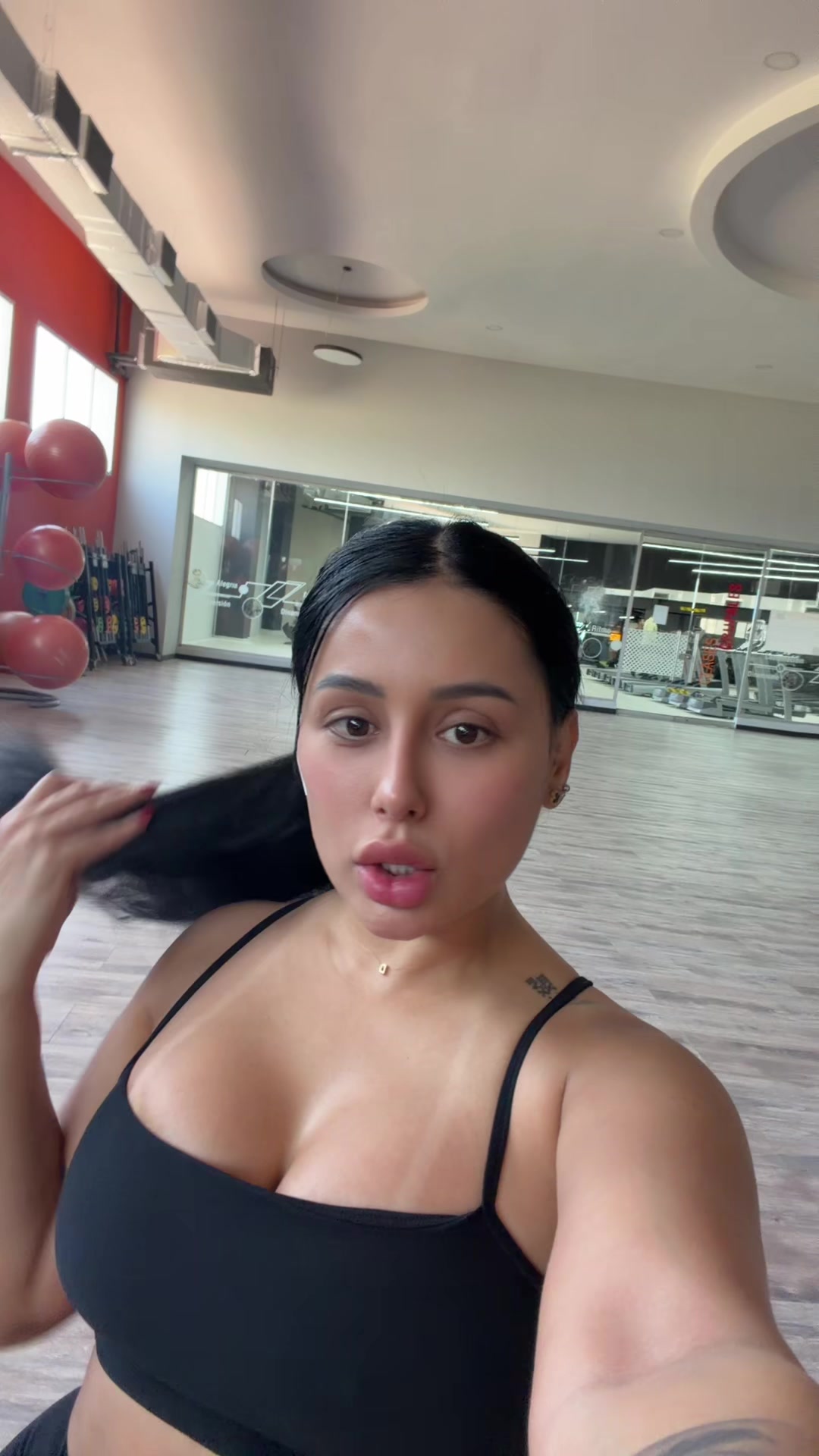 @🧿 Daniela Ochoa