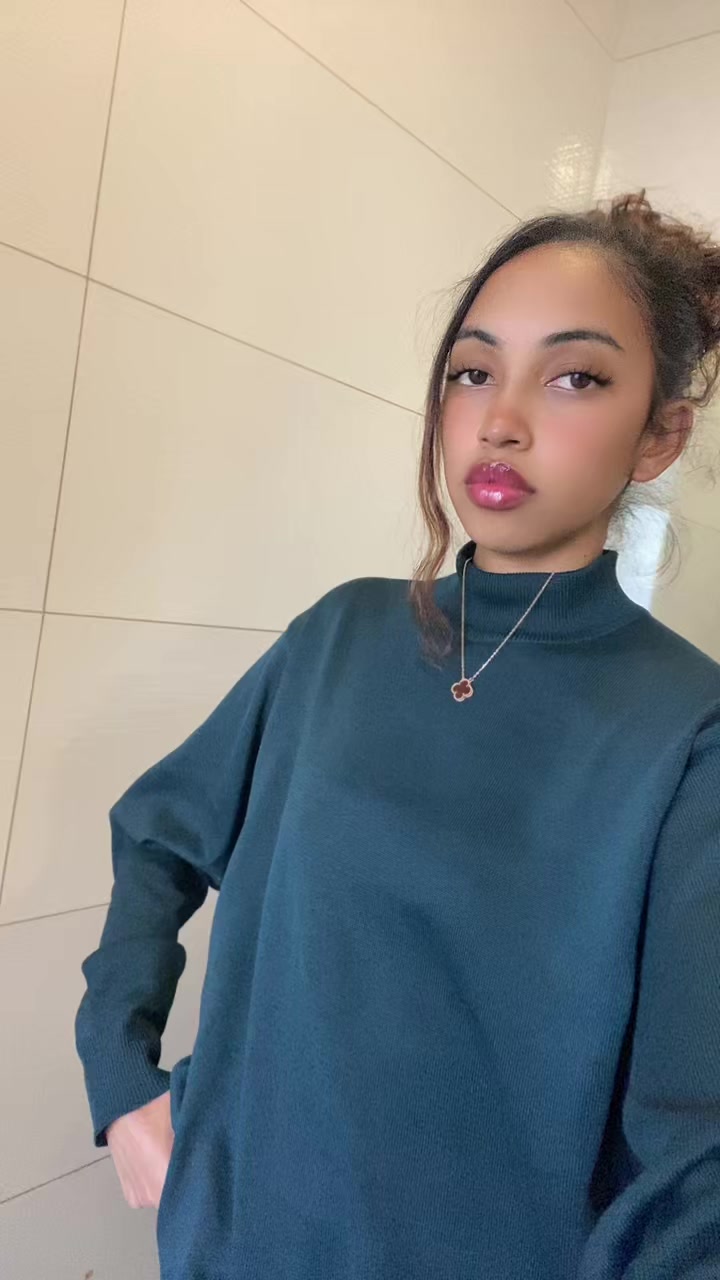 @Aicha🦋