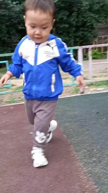 @Ботагоз