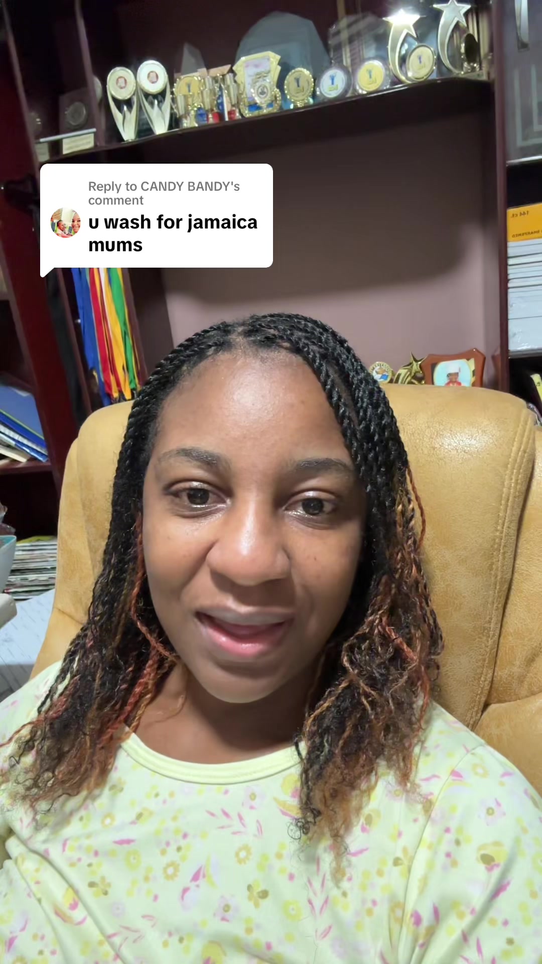 @Davia Neale Forrest | YouTuber