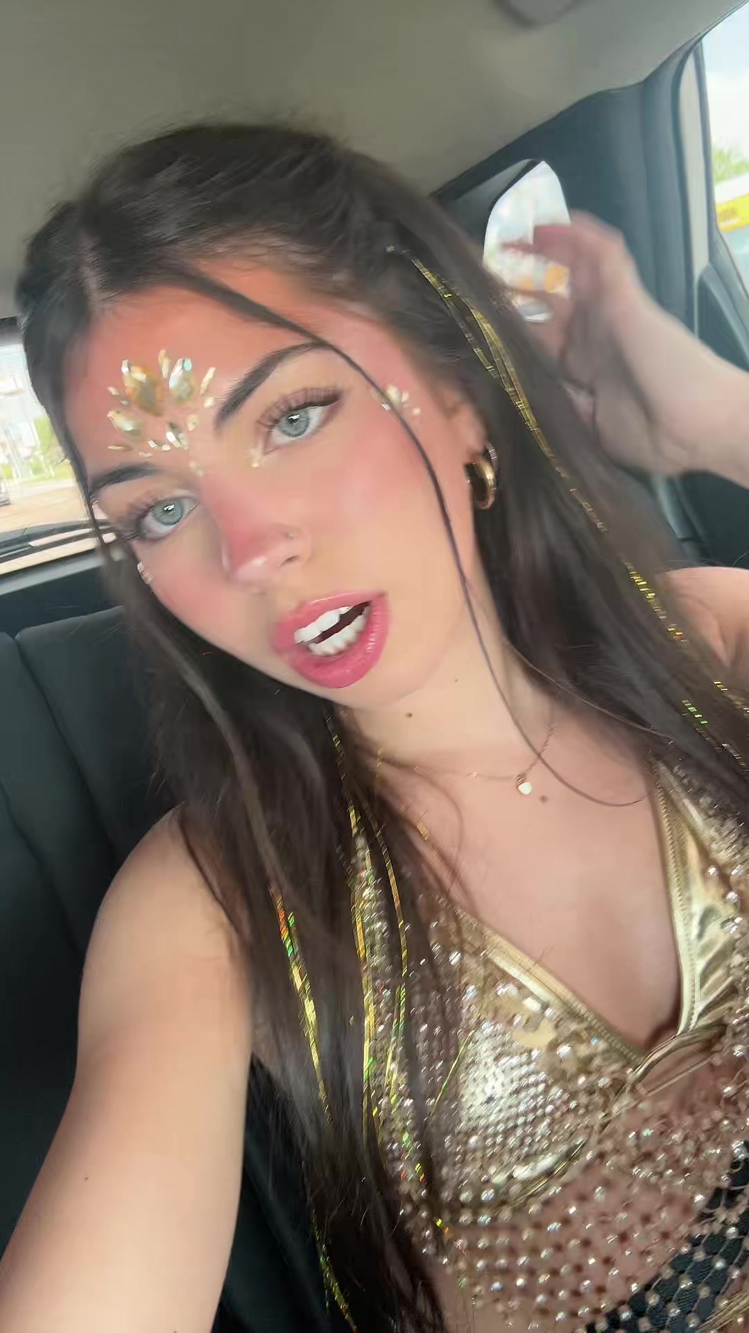 @izabel
