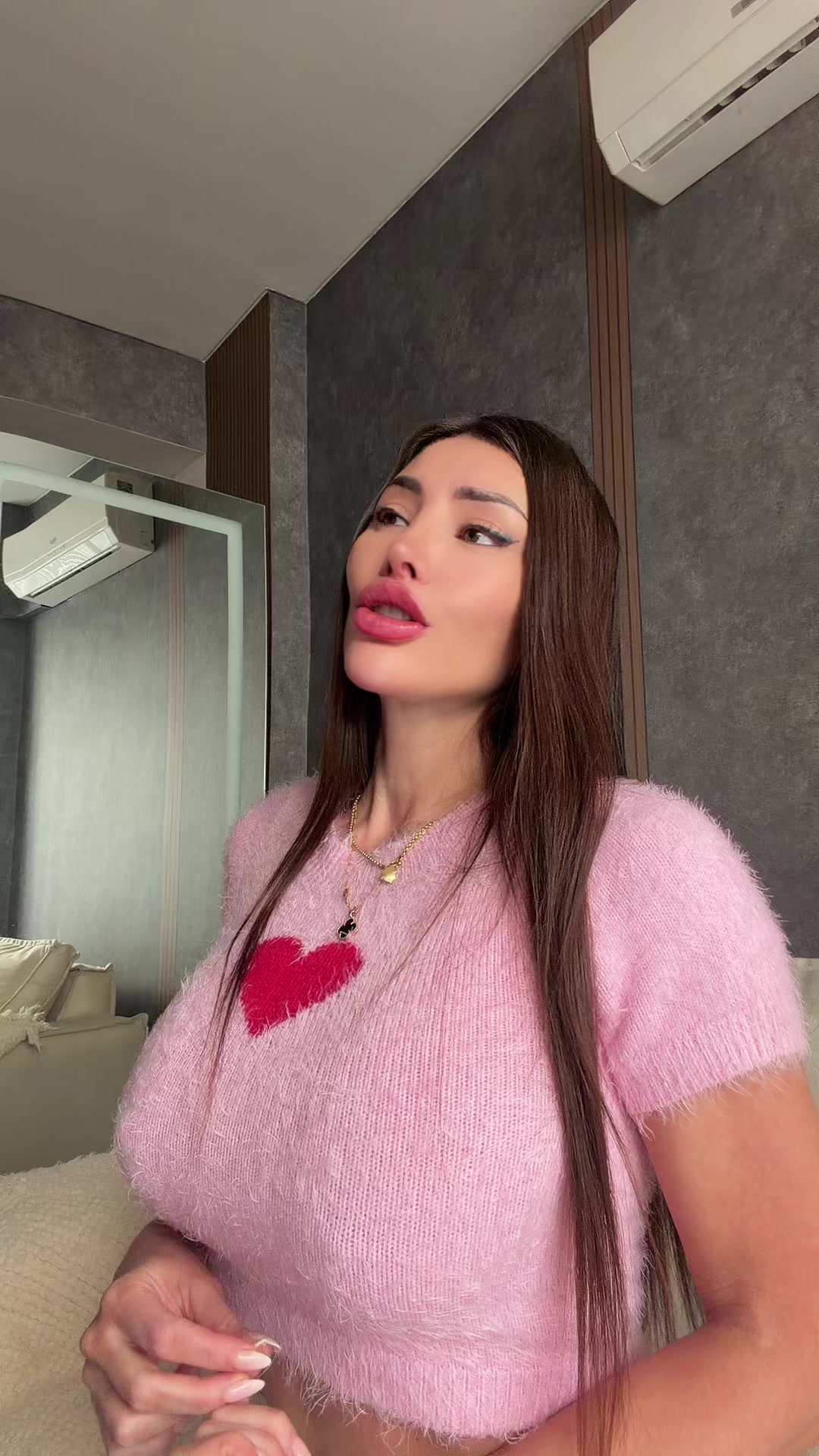 @alejandralai00