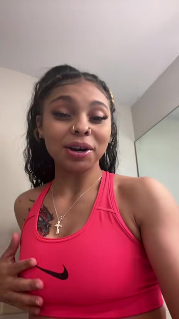 @Lyv.2x