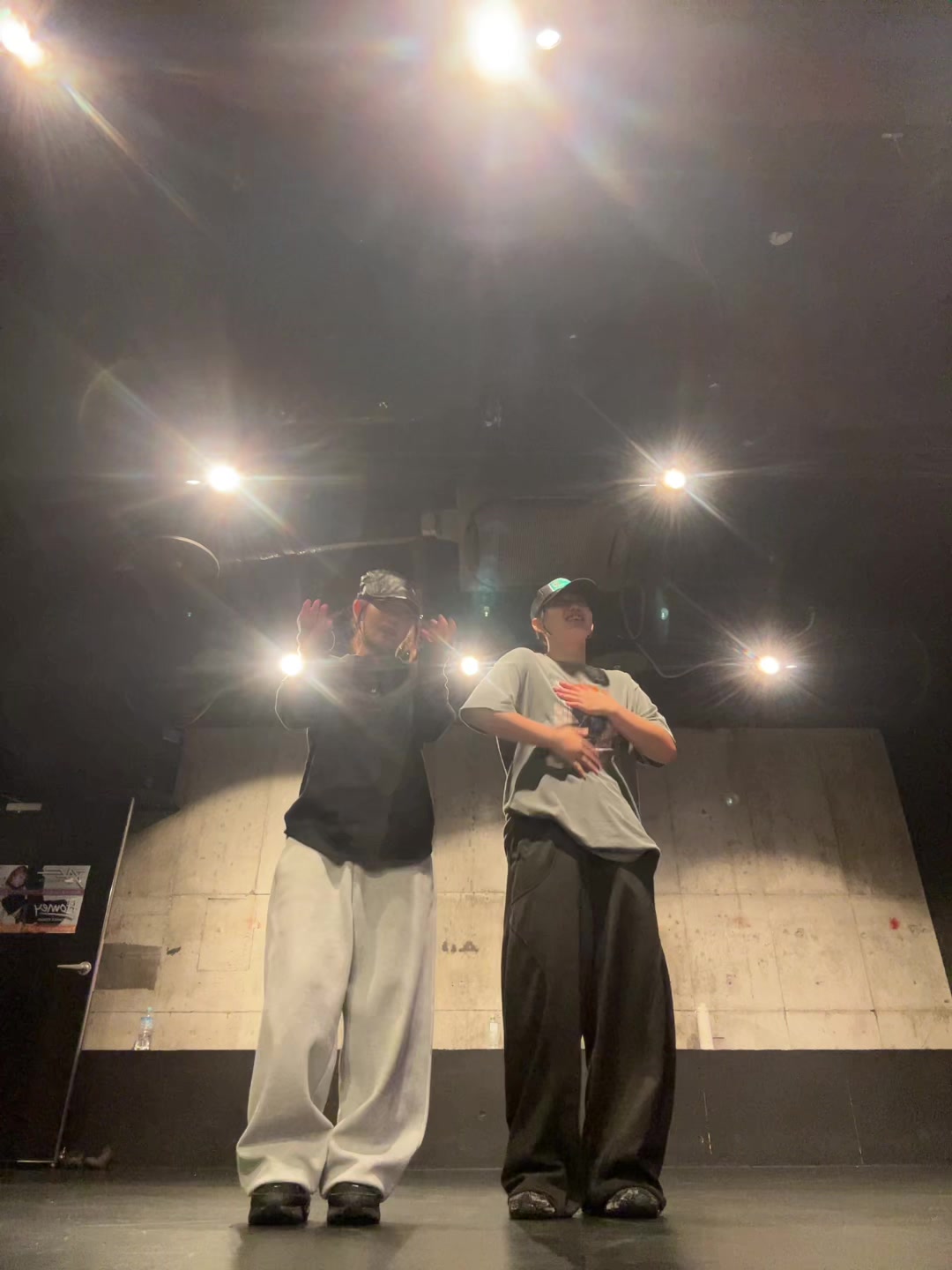 @しおん