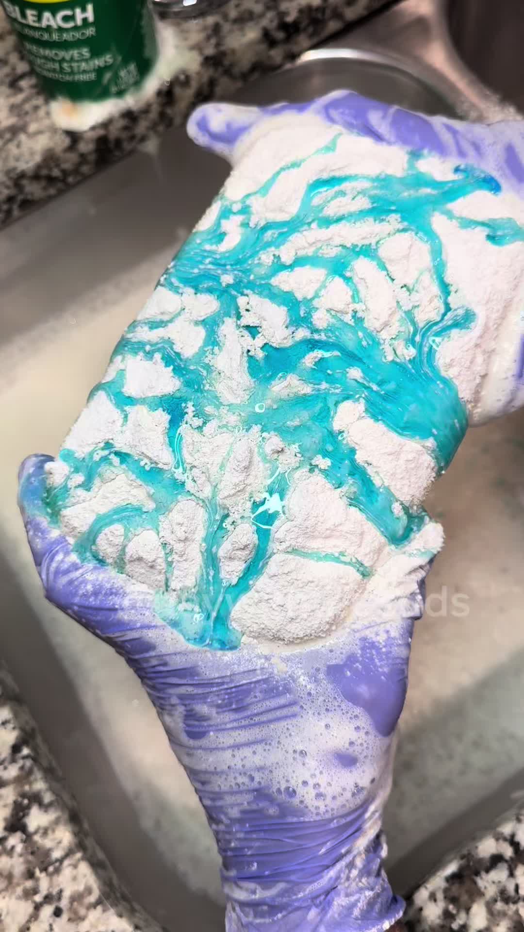 @Naywiththesuds