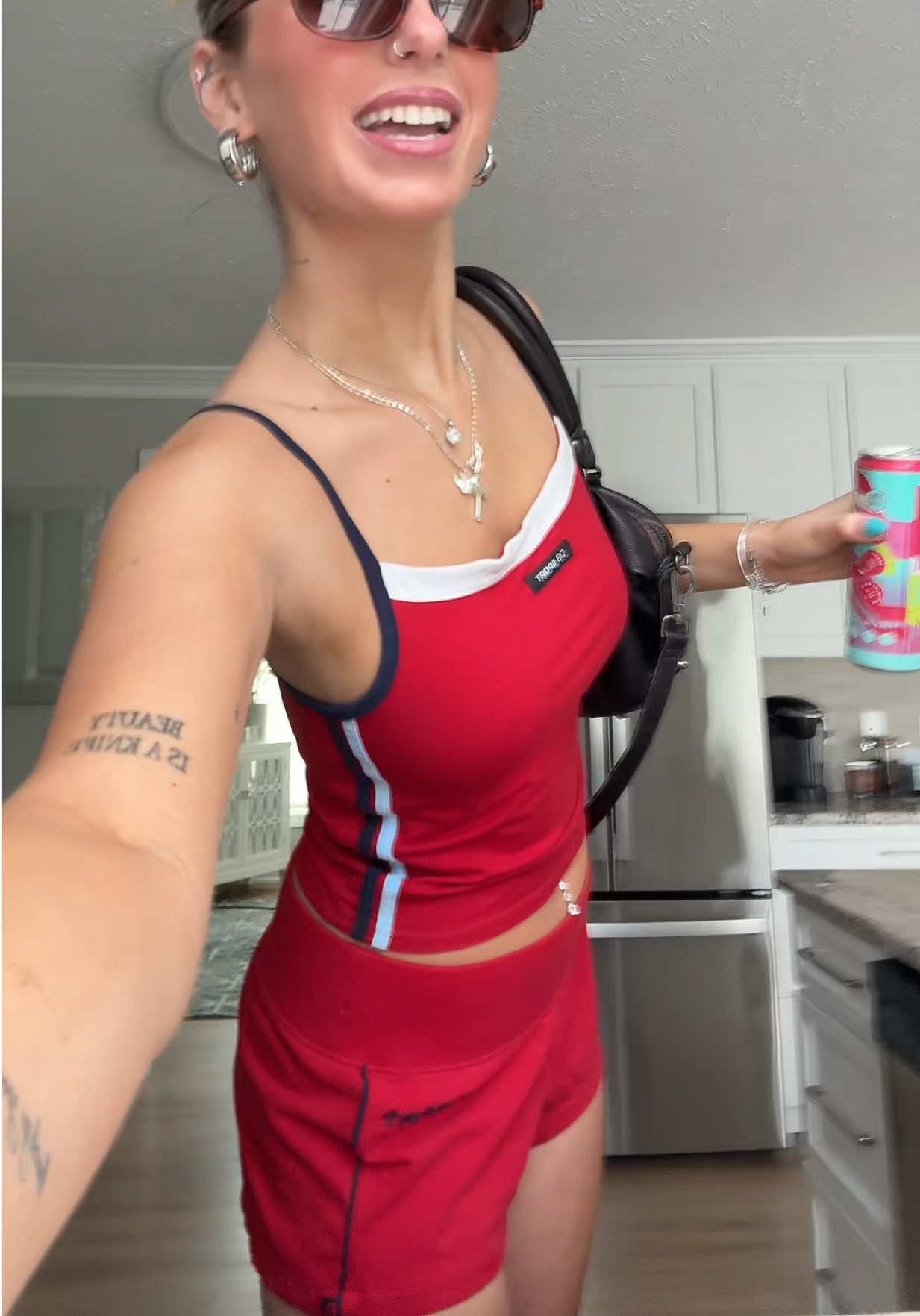 @blondie.jb