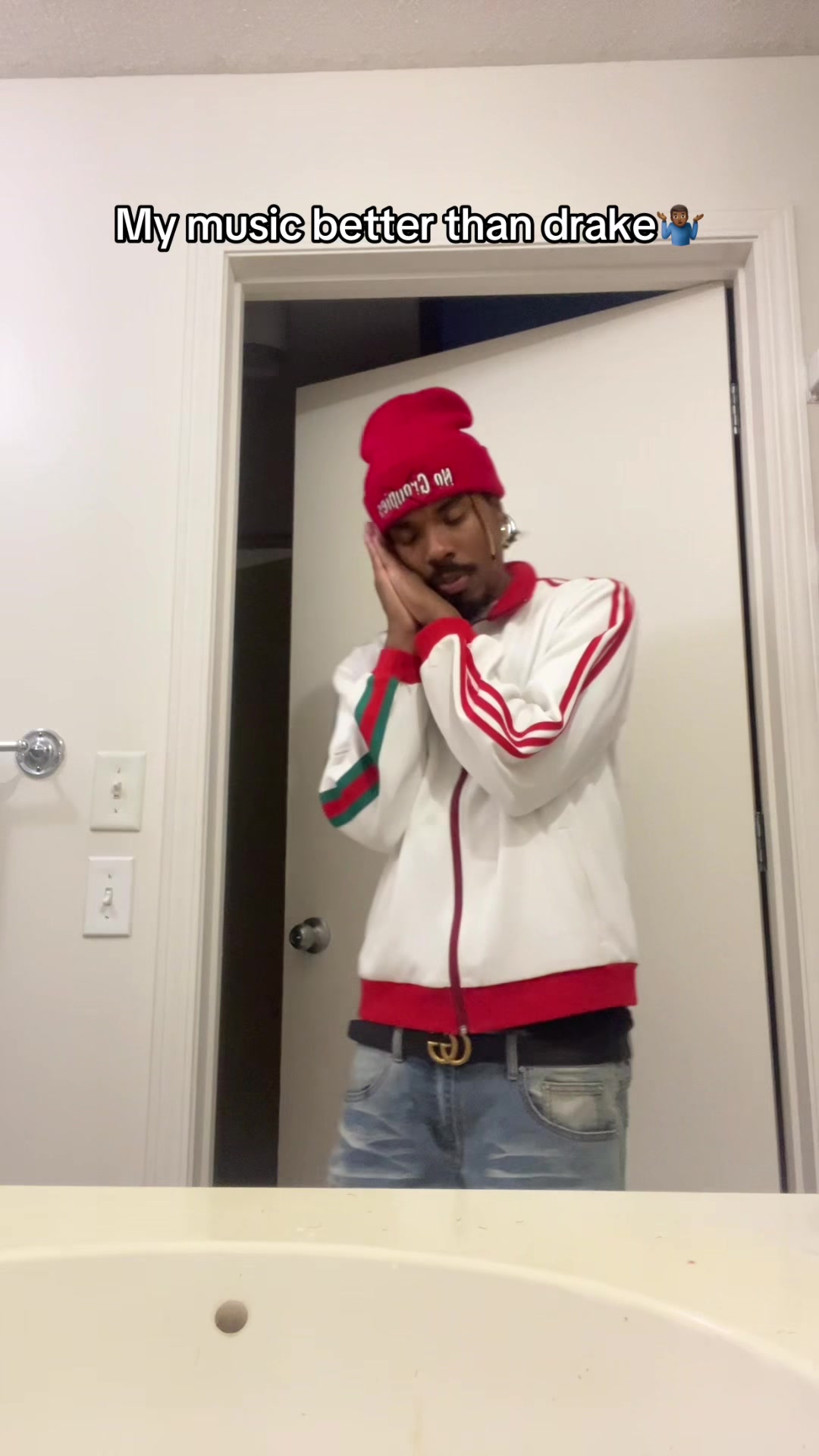 @HollywoodSwervo