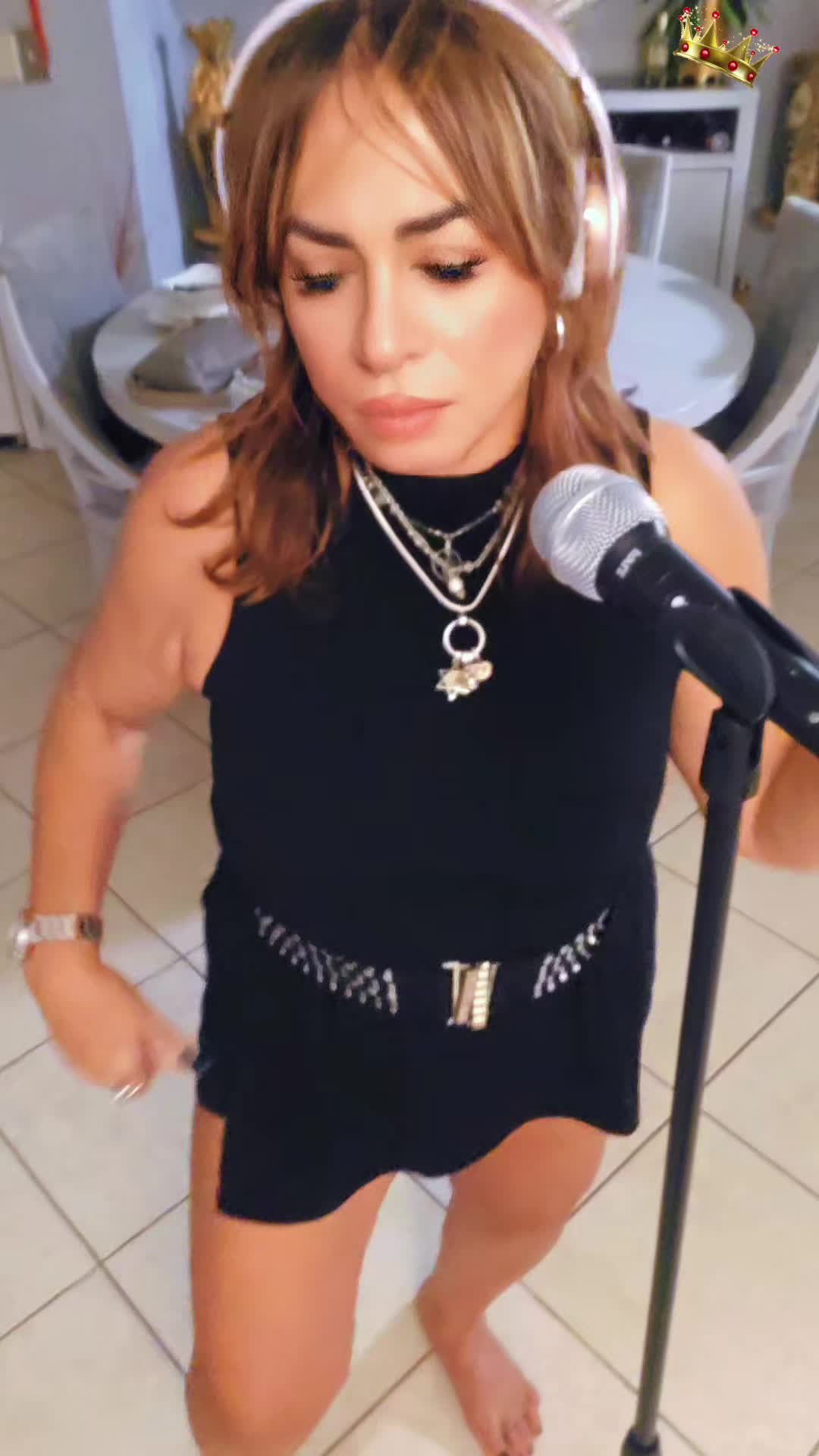 @Queen