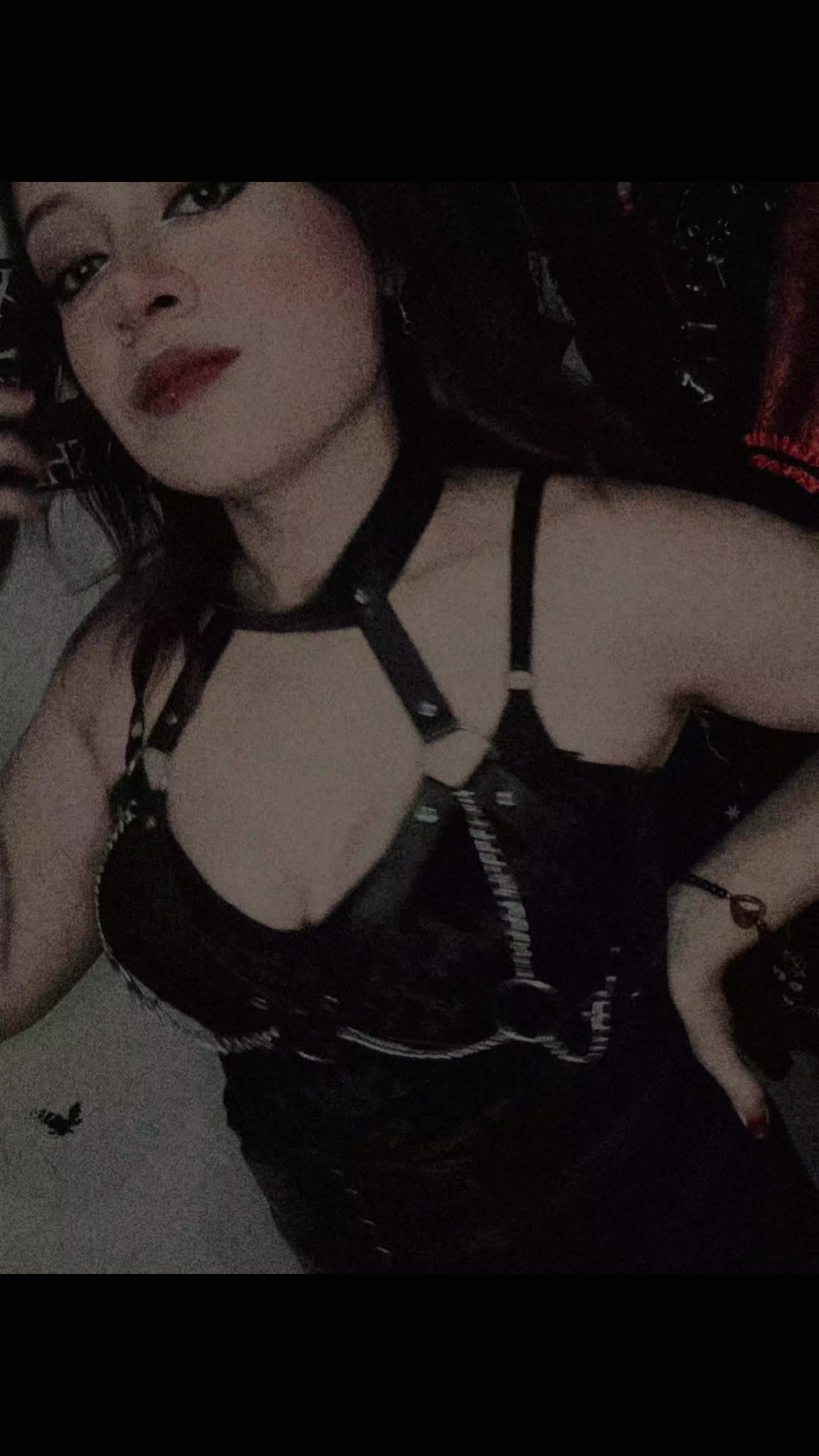 @🦇𝖏𝖔𝖛𝖎 C.H🦇