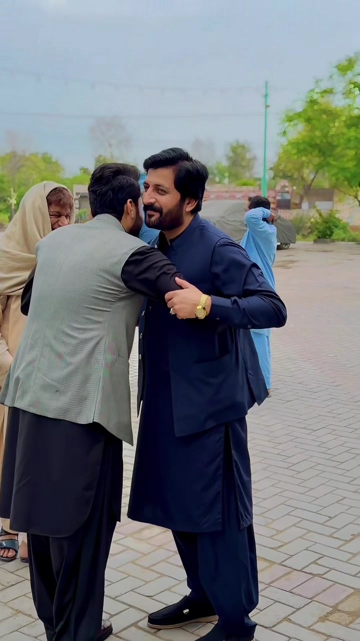 @SyedzadaWaqarHamdani
