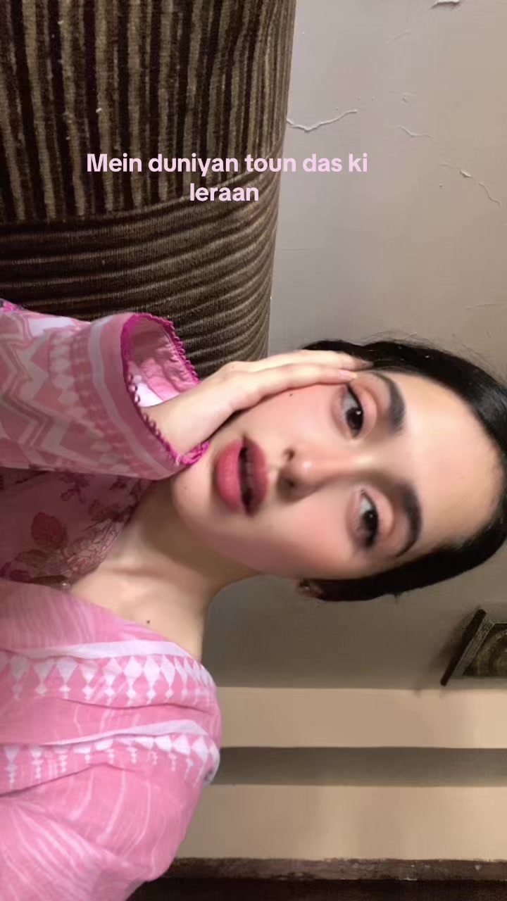 @🧜🏻♀️