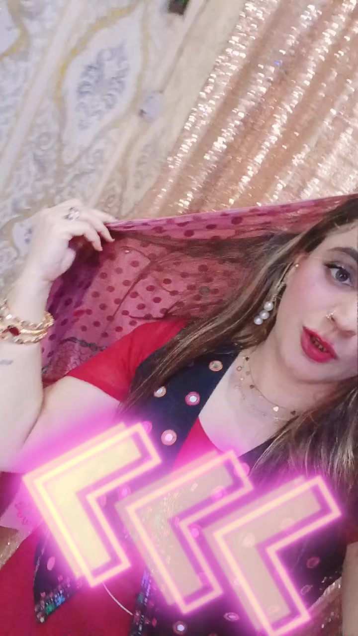 @Sanam queen