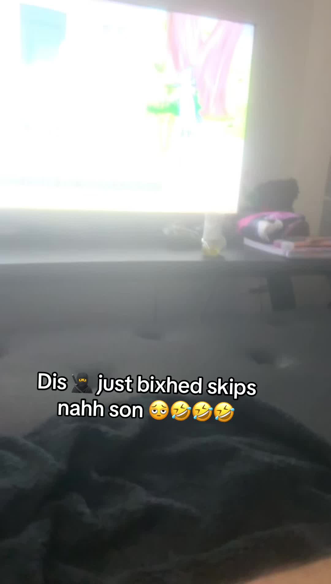 @HUMBSSTOOSLIXK