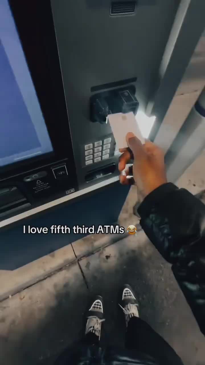 @Link in bio to get paid 🤑