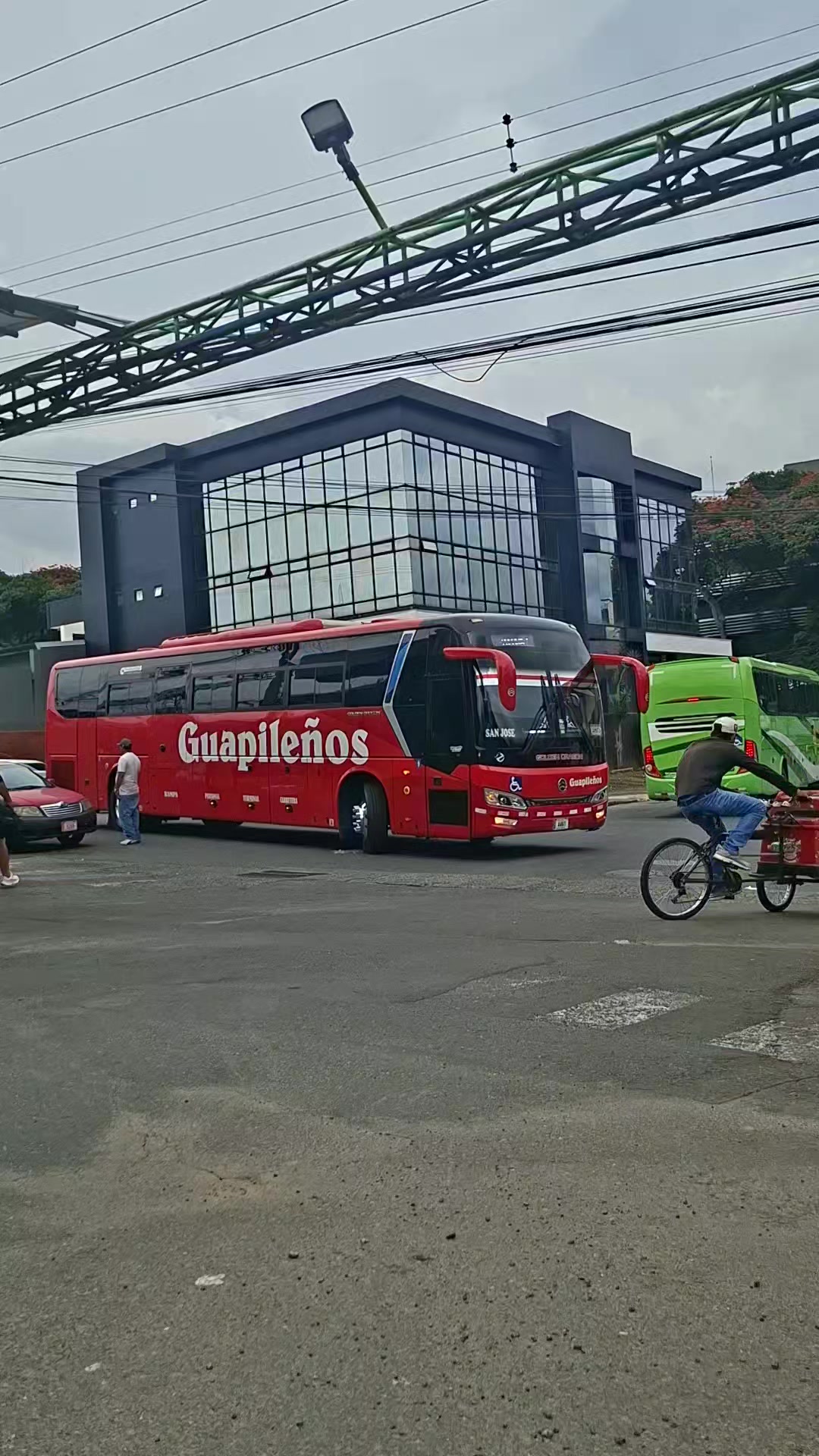 @SaborioSebastian🚌🚌✈️✈️