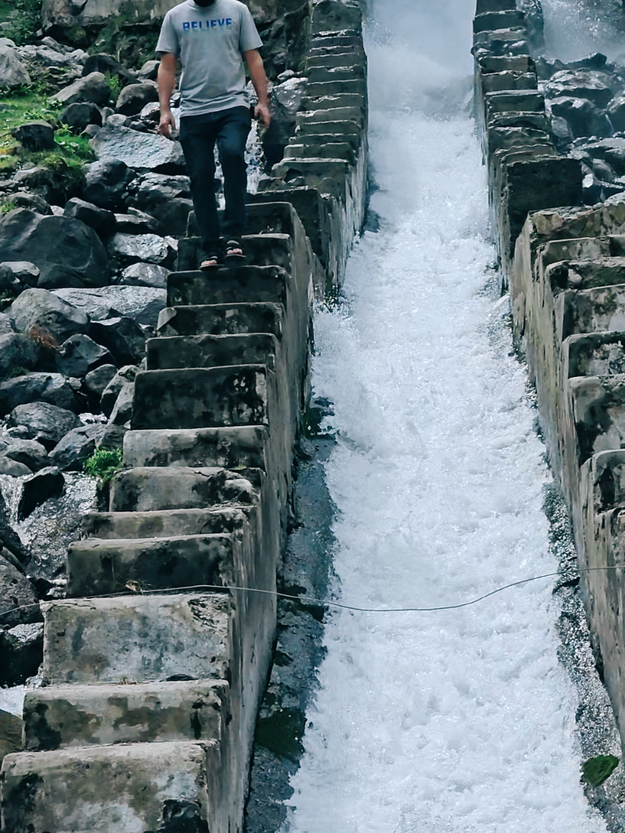 @عبدُالرحمن بن اسحاق 👑