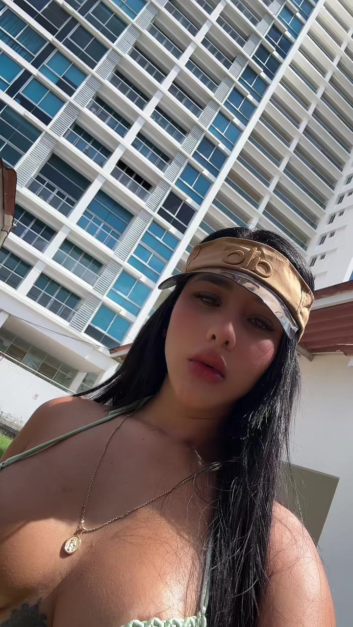 @Karolina Echeverry 👄