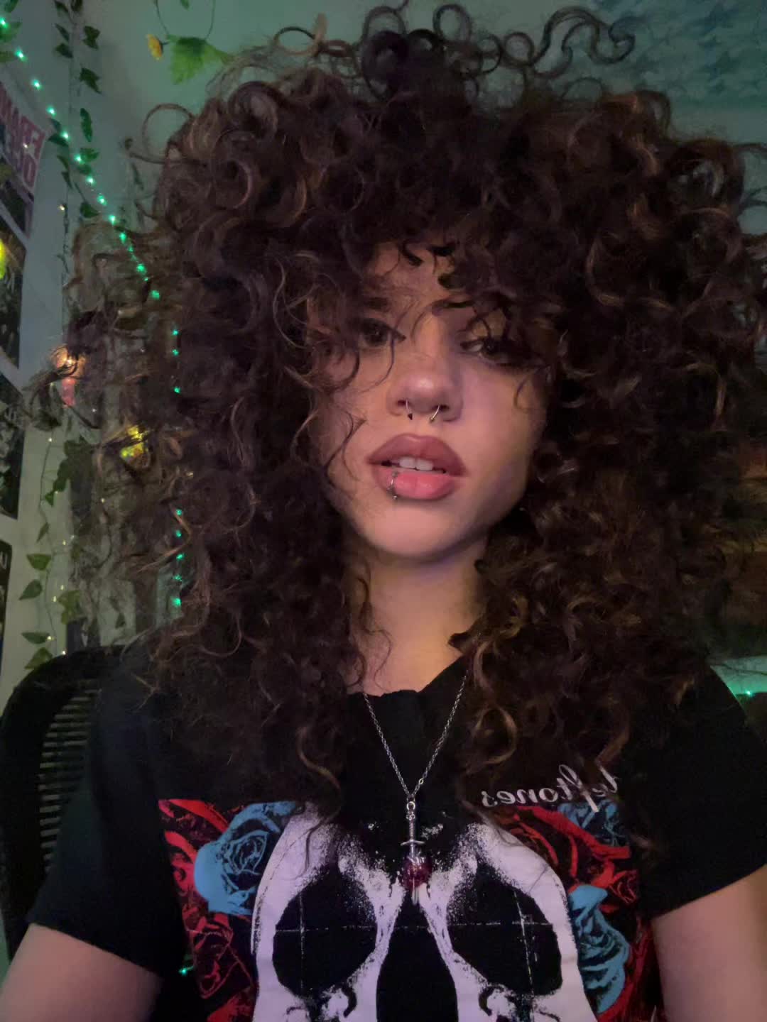 @curlycrazycutie