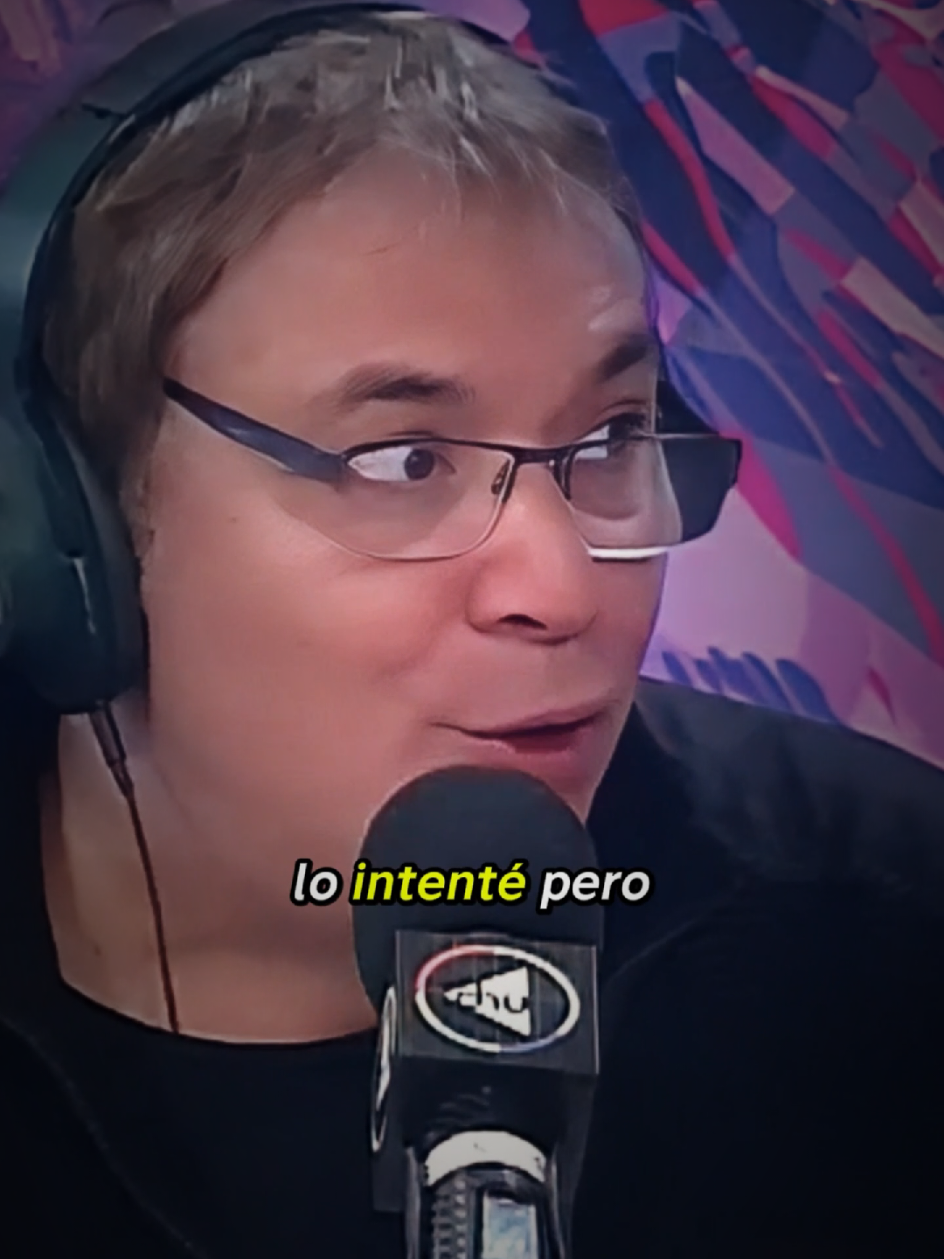 @DISRUPCIÓN INTERNA