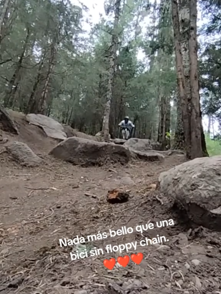 @César Ayala Mountainbiker