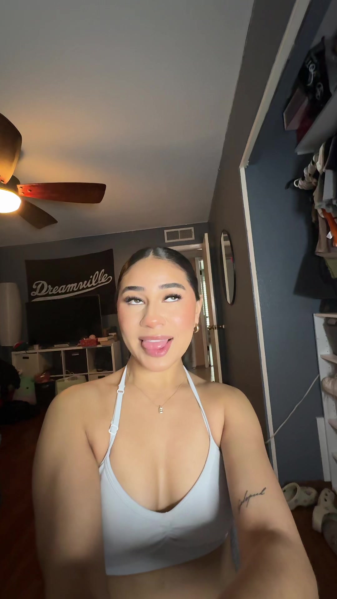 @anaika ✨