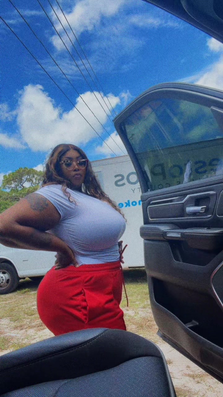 @xoxo_BrittneyM