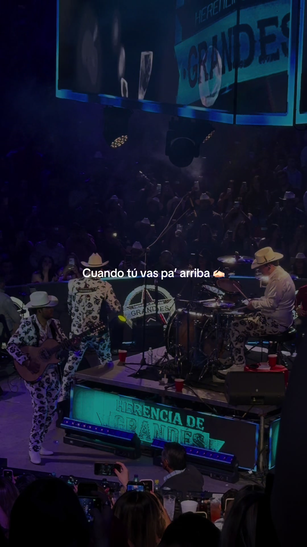 @Laura Sarahí
